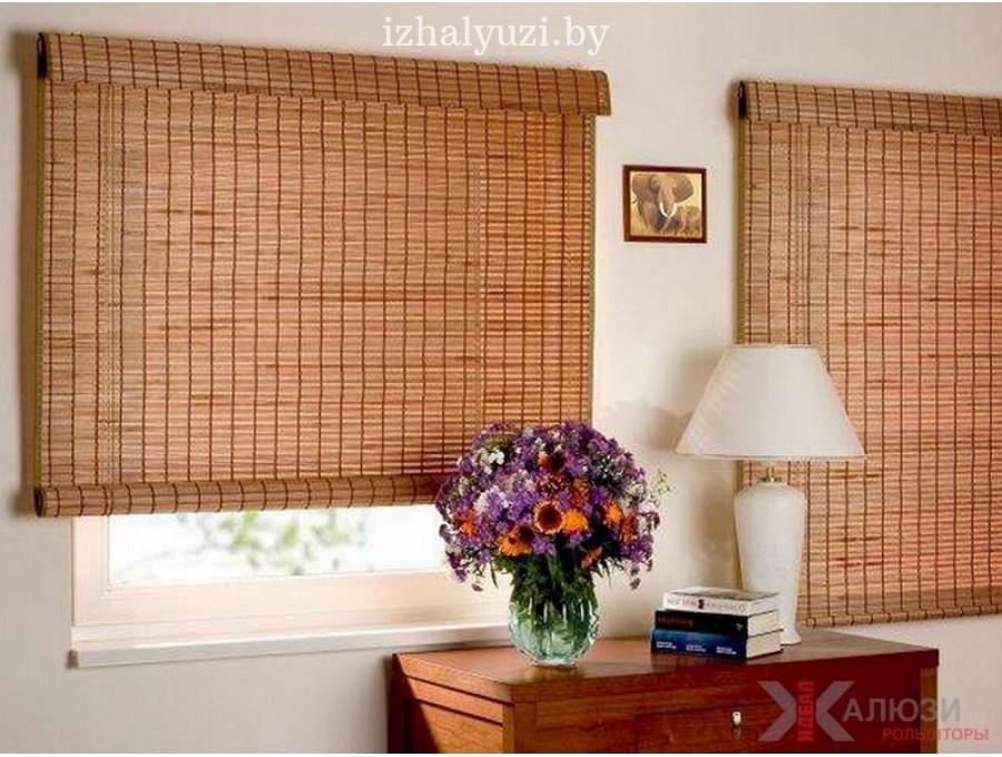 Бамбуковые римские шторы в гостинную