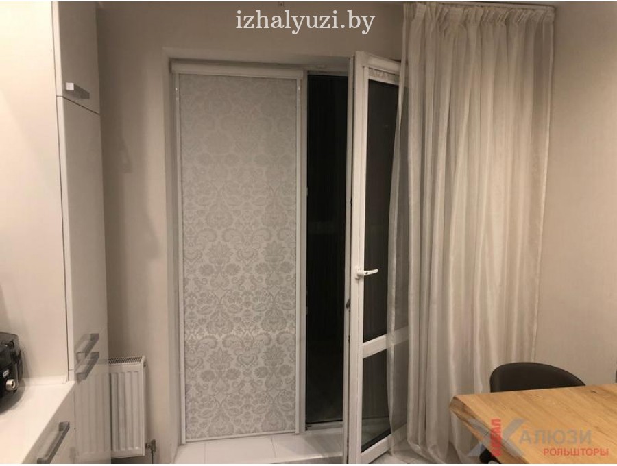 Кассетные рольшторы на французские окна