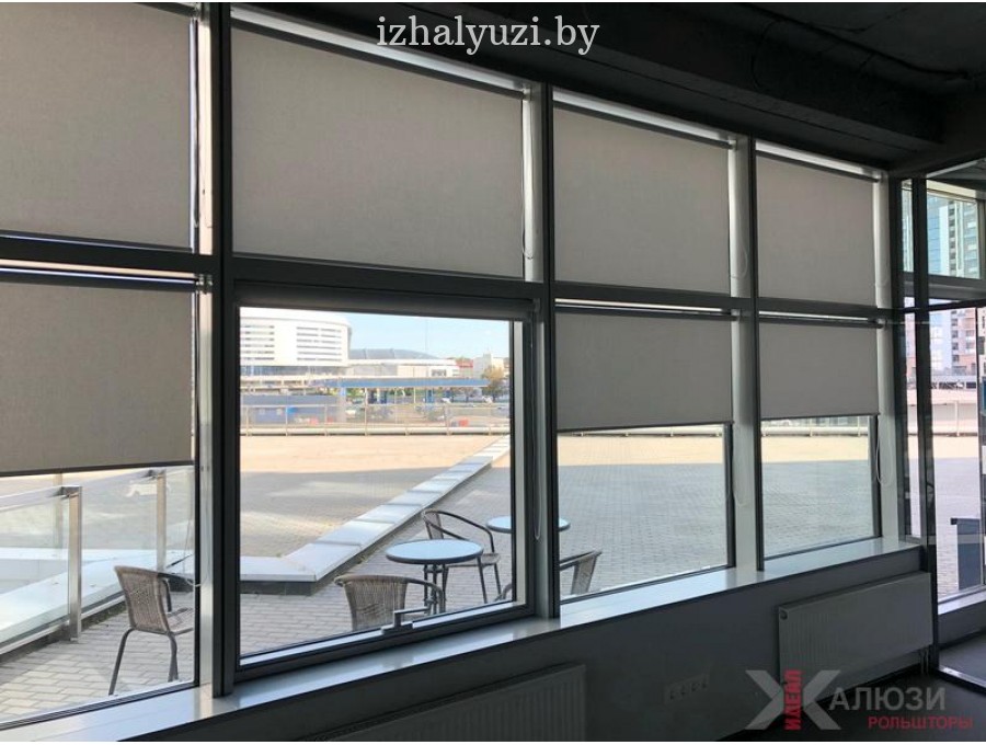 Свободновисящие рольшторы в офис