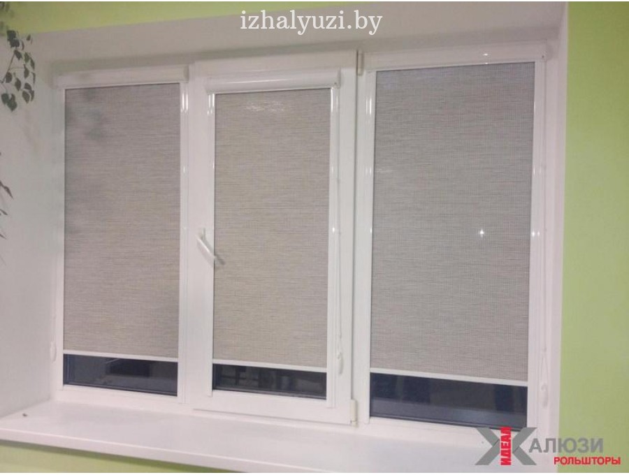 Кассетные рольшторы на трехстворчатое окно