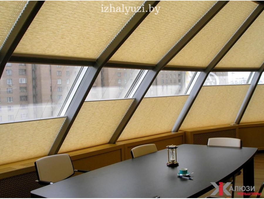 Жалюзи плиссе в офис