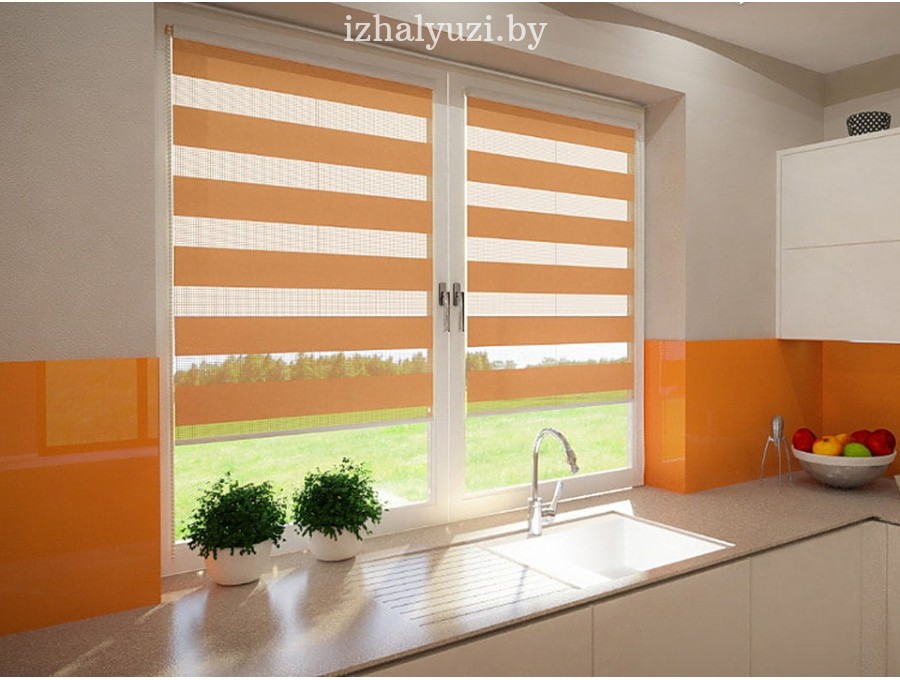 Свободновисящие рольшторы день-ночь на кухню