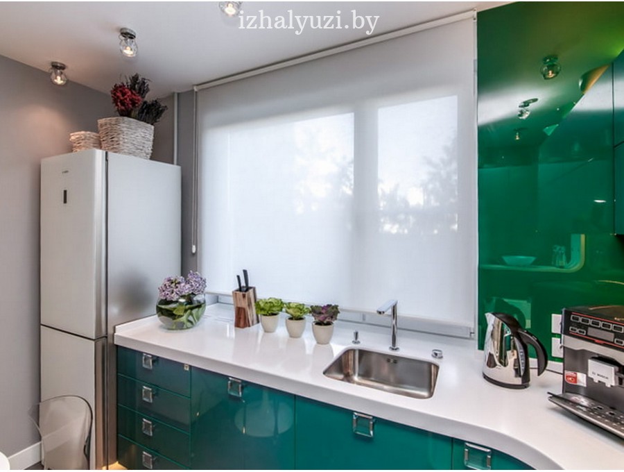 Свободновисящие рольшторы на кухню 