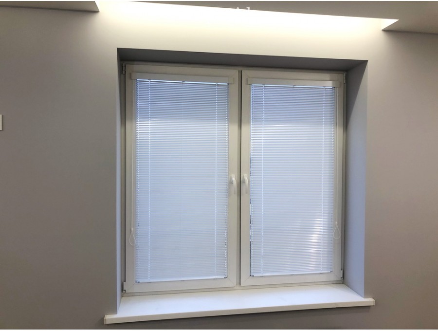 Жалюзи Изотра для спальни