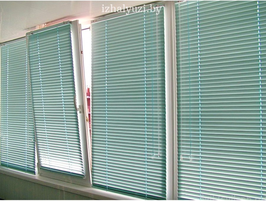 Жалюзи на балкон № 2