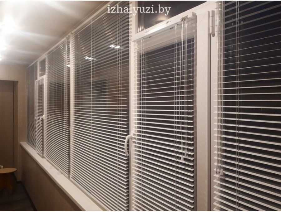 Жалюзи на балкон №5