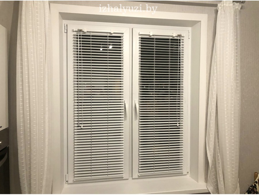 Жалюзи на кухню №2