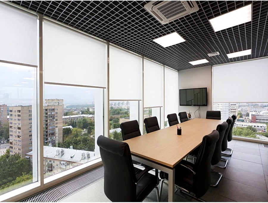 Рольшторы в офис на панорамные окна
