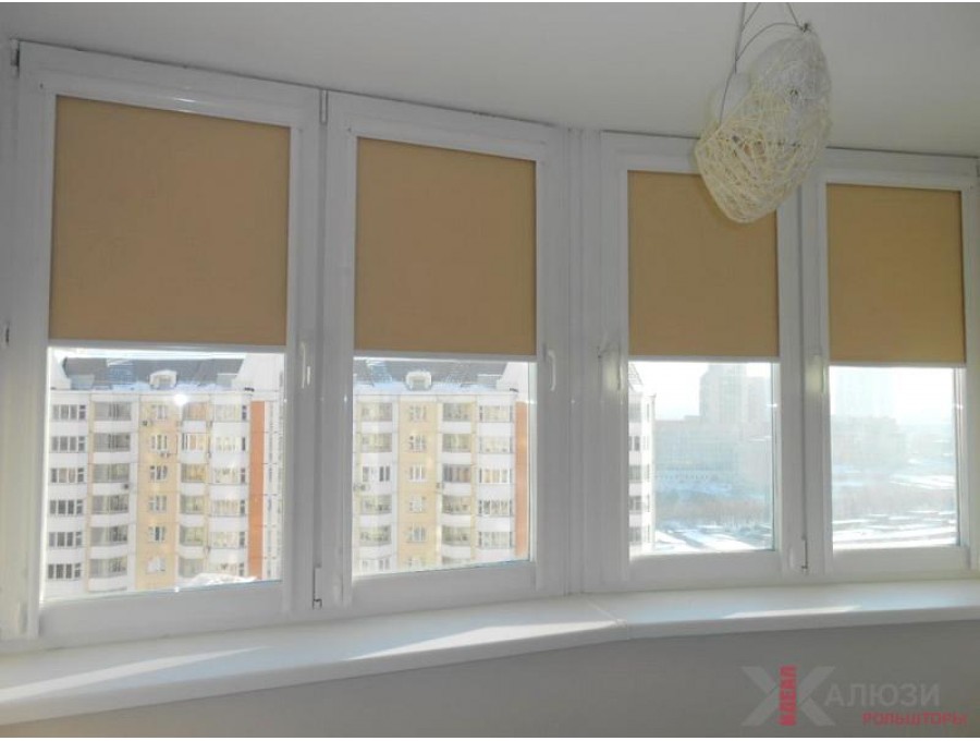 Рольшторы блэкаут на лоджию